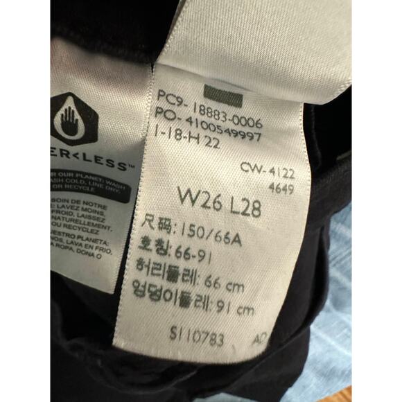 Levi's 724 High Rise Slim Straight Black Sheep Denim Jeans Women's Size 26 x 28 - Picture 8 of 10